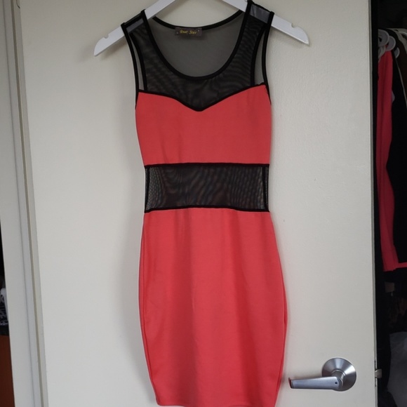 Brat Star Dresses & Skirts - ❤(2/$15) Sexy club dress!